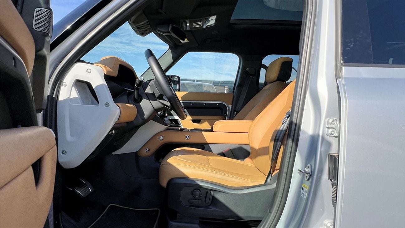 Land Rover Defender P400 110 X-Dynamic HSE 3.0L (5 Seater)