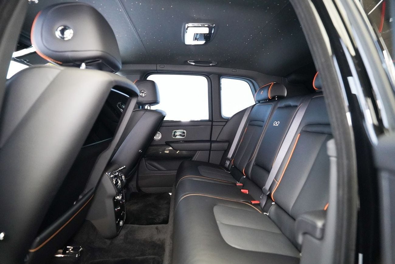 Rolls Royce Cullinan BLACK BADGE