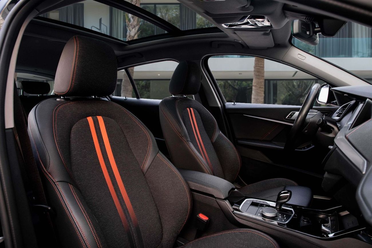 BMW 120i 120 | 2,056 P.M  | 0% Downpayment | Agency Warranty & Serivce!