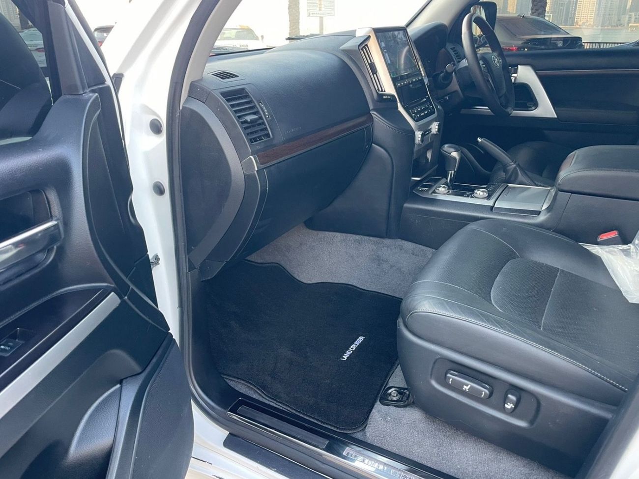 تويوتا لاند كروزر