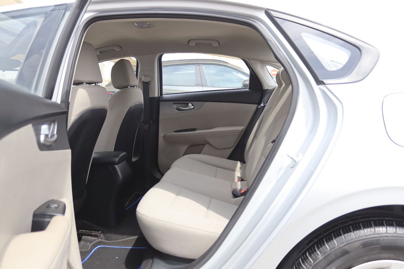 كيا سيراتو كيا سيراتو 2020- خليجى -بدون حوادث - محرك 1.6 - بحاله ممتازه