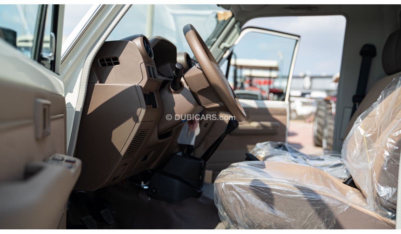 تويوتا لاند كروزر PICKUP 79 - 4.5L V8 DIESEL MT SINGLE CAB  ( 2023 NEW !!!!!1)