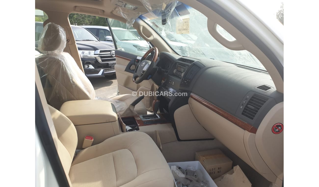 Toyota Land Cruiser BRAND NEW 4.0L GXR WITH DOUBLE SPARE TYRE, ELECTRIC WINCH AND REAR DVD AFTER MARKET
