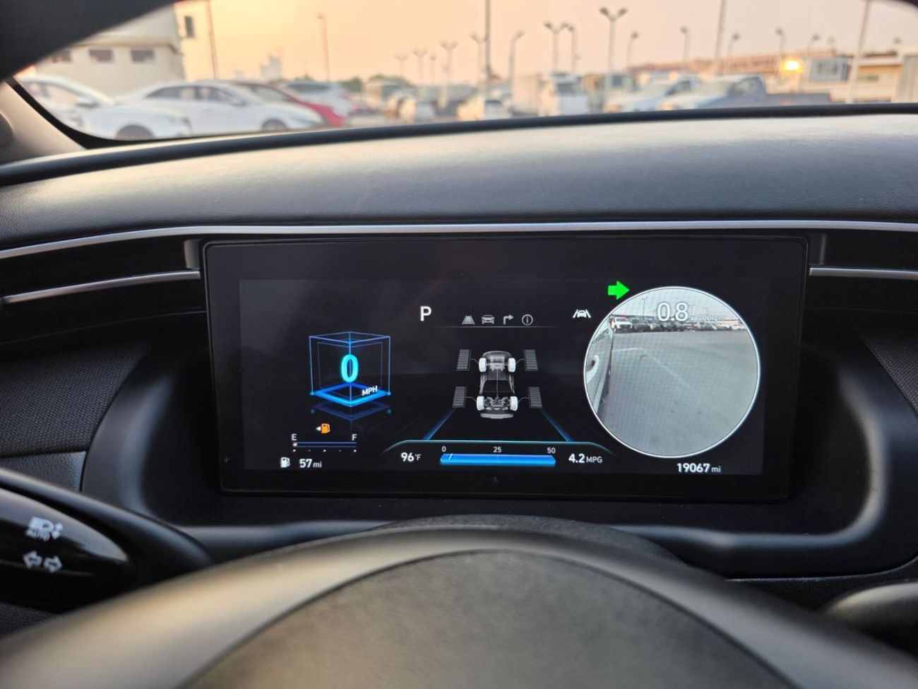 Hyundai Santa Cruz 2.5 Turbo engine 4x4 , sunroof , 360 cameraa and original leather seats