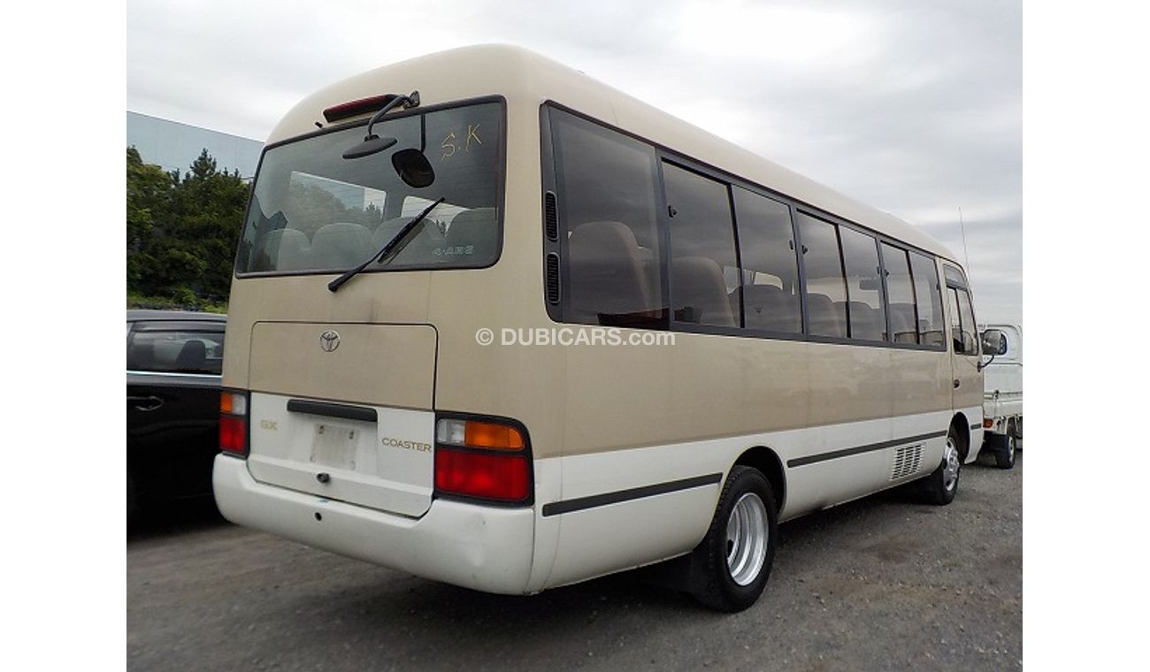 Toyota Coaster 2000