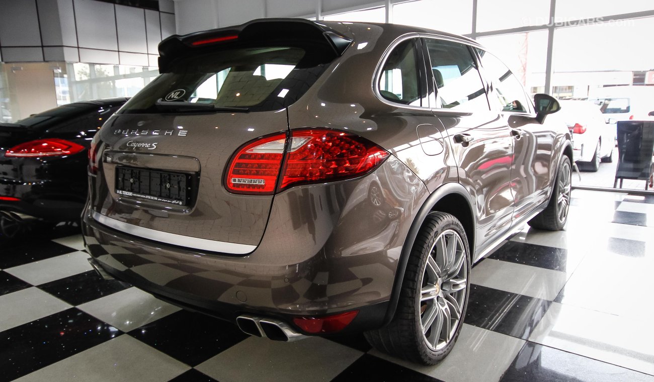 Porsche Cayenne S