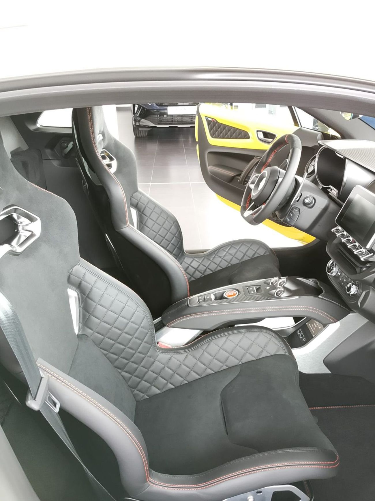 البين A110 A110S - Full Equipped