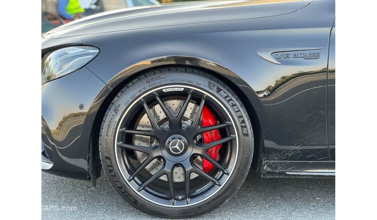 Mercedes-Benz E 63 AMG Mercedes E63 AMG + 4matic s 2018 Gcc original paint with the best exhaust system