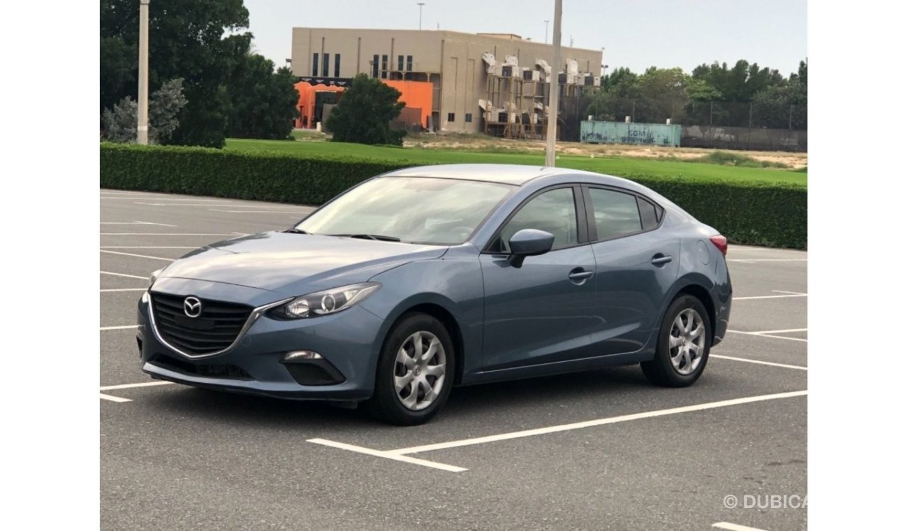 Mazda 3 MODEL 2016 GCC CAR PERFECT CONDITION INSIDE AND OUTSIDE LOW MILEAGE