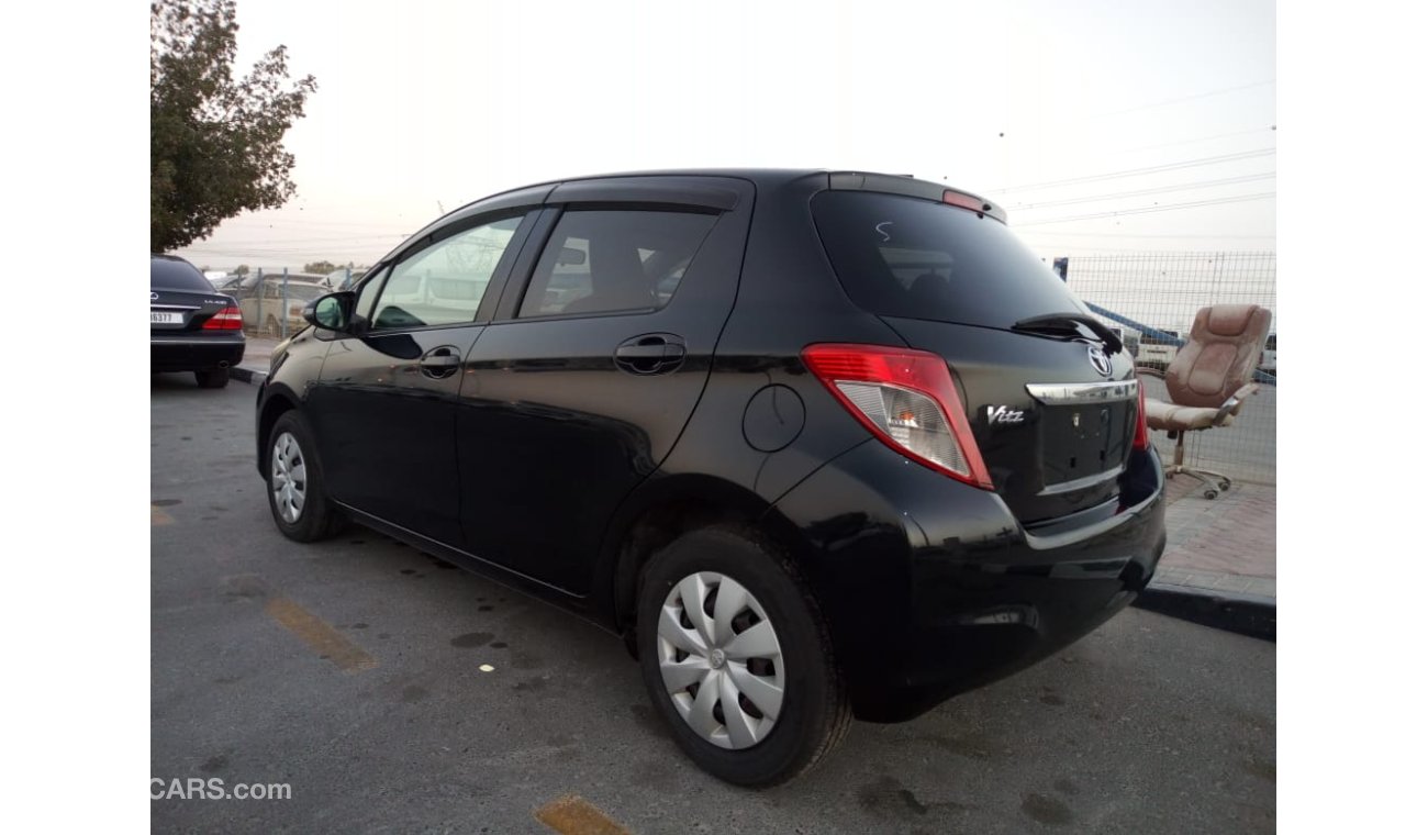 تويوتا فيتز Toyota Vitz 2011, AT, 1.0L, Good Condition, [Right-Hand Drive], Japan Imported.