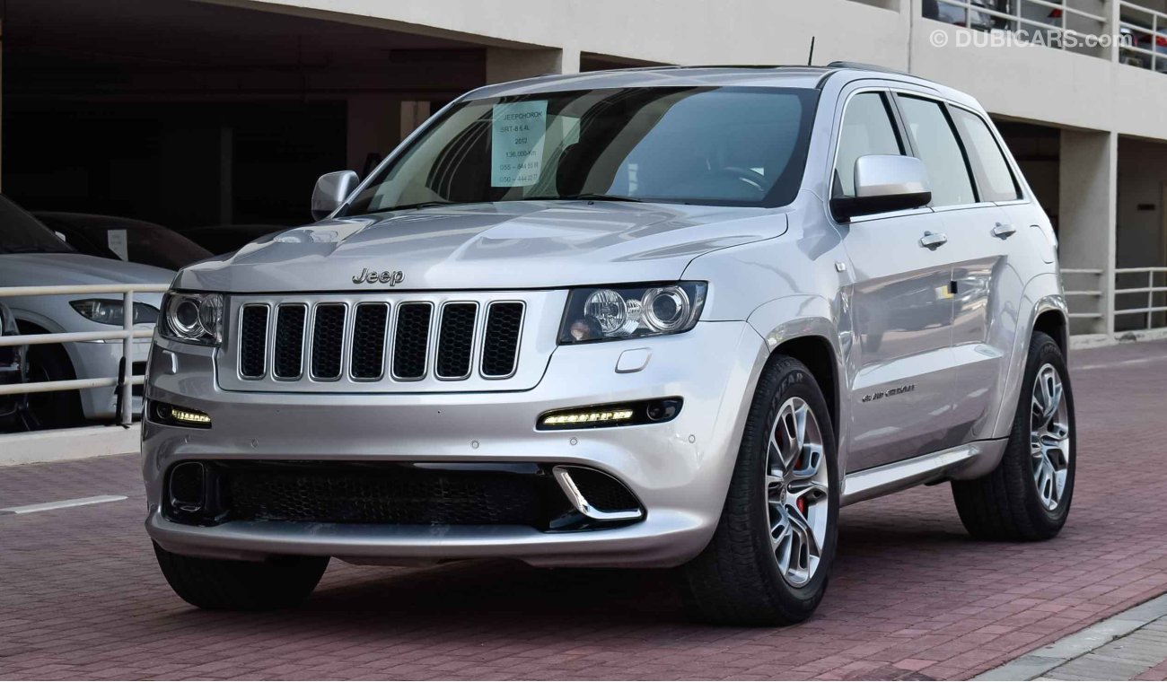 جيب جراند شيروكي SRT 8 6.4L