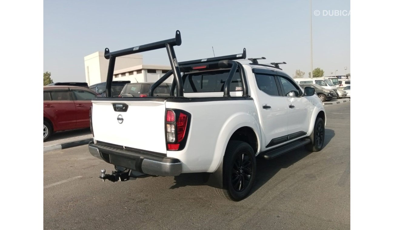 نيسان نافارا NISSAN NAVARA PICK UP RIGHT HAND DRIVE (PM 877)