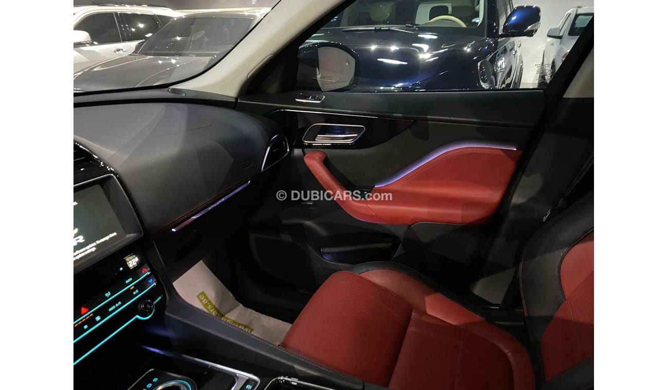 Jaguar F Pace R-SPORT