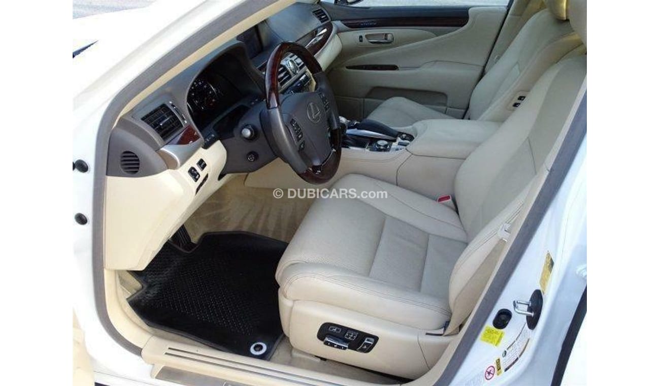 Lexus LS460 Short full option