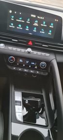 هيونداي إلانترا 2.0L Comfort