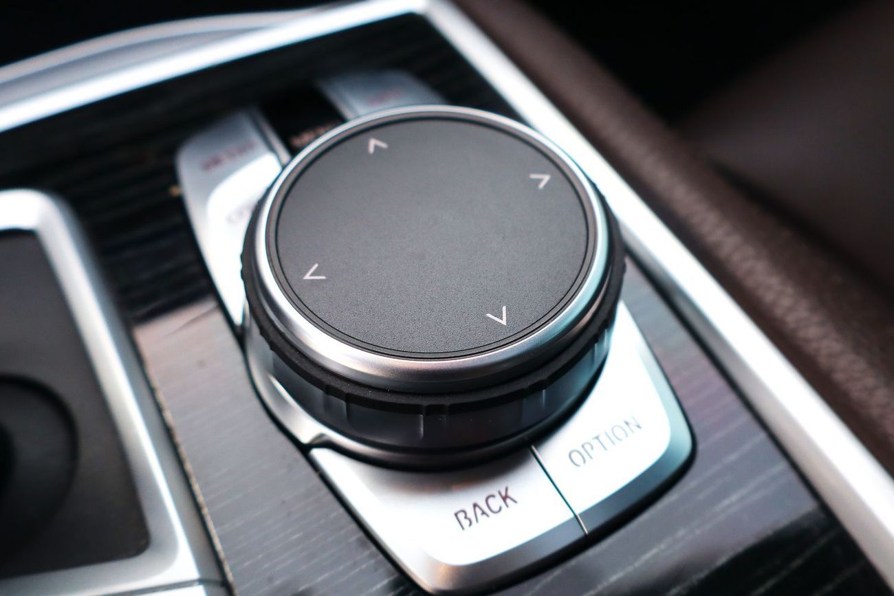 BMW 730Li M Sport 2.0L