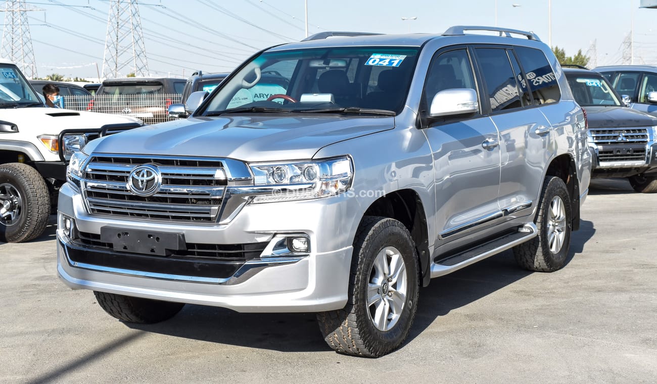 تويوتا لاند كروزر With 2019 body kit