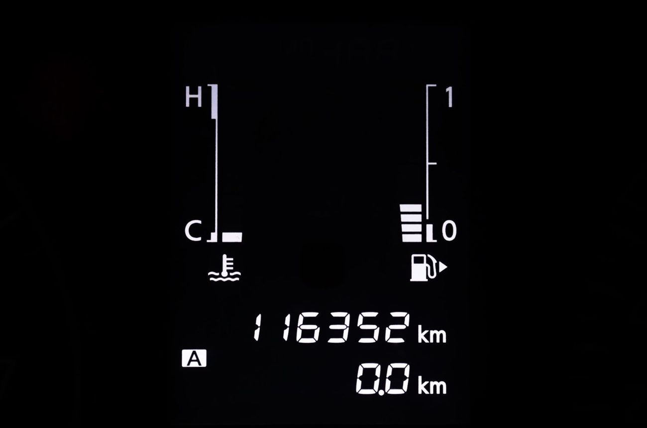 Nissan Urvan 2020 Nissan Urvan Microbus (NV350), 4-door van, 2.5L petrol engine, manual transmission, rear wheel 