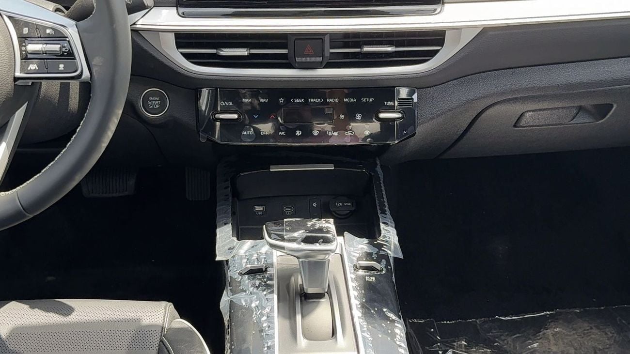Kia K3 SX FOP 1.5L Petrol Luxury 2024YM