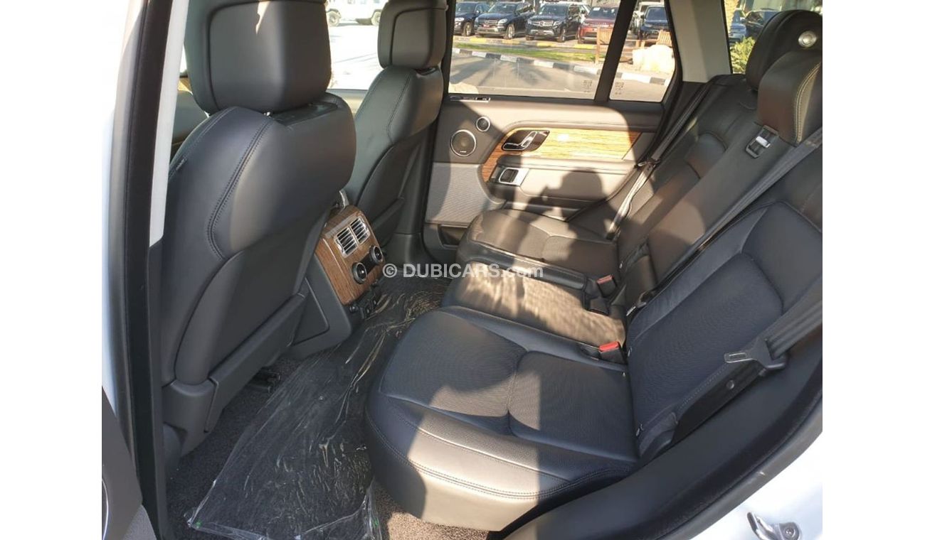 Land Rover Range Rover SE SDV8 2019 BRAND NEW THREE YEARS WARRANTY