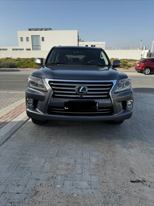 لكزس LX 570