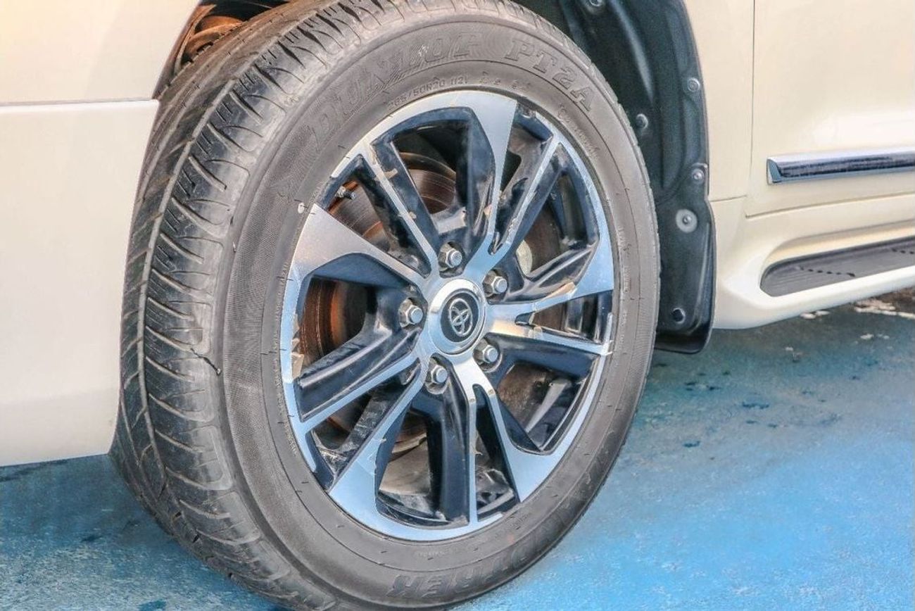 Toyota Land Cruiser GXR2 2021 toyota land cruiser GXR 4.6L V8