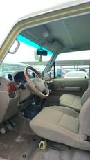 Toyota Land Cruiser 70 LC79 LX LC79 V6 4.0 PATROL 5500 KM