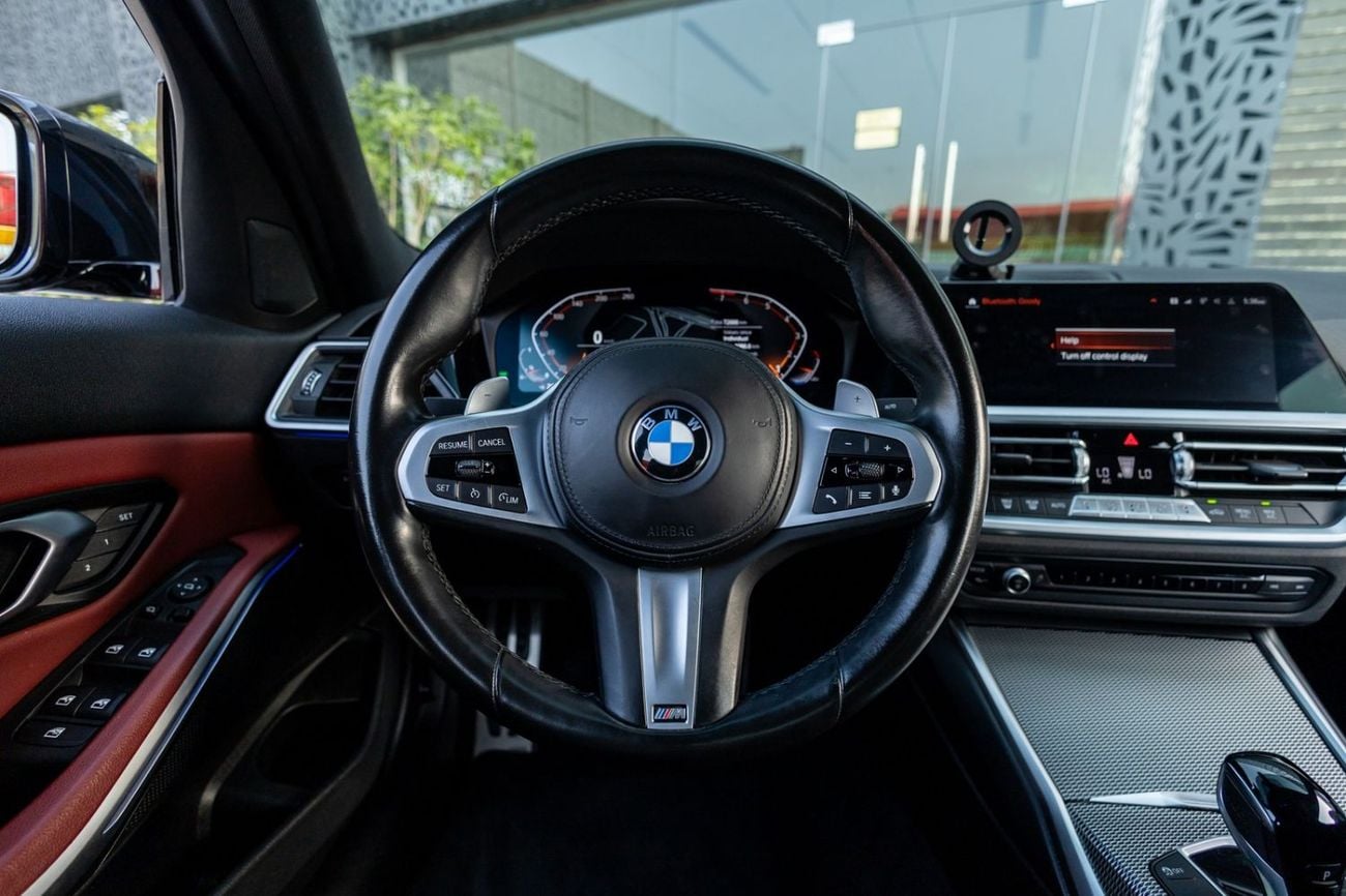 بي أم دبليو 330i M Sport 2.0L (255 HP)