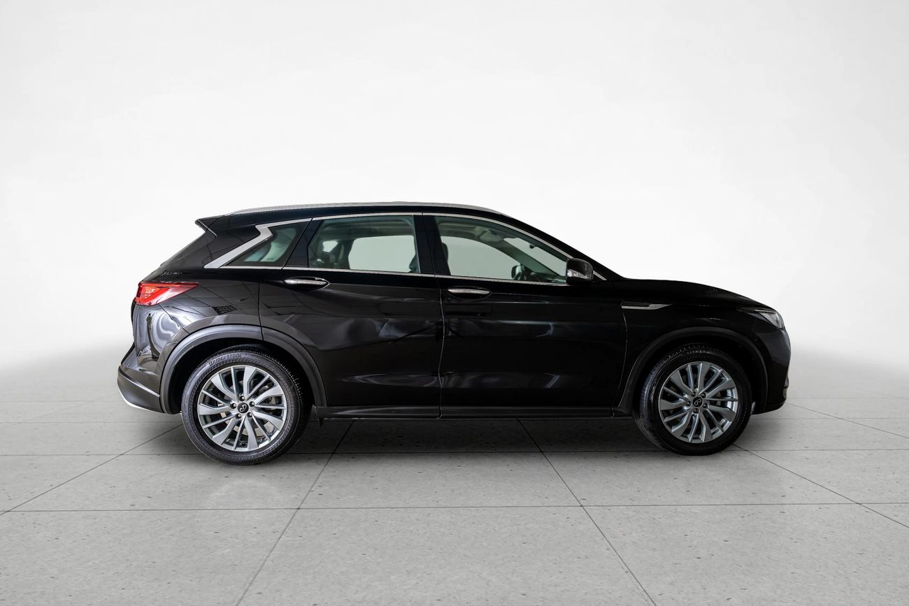 إنفينيتي QX50 LUXE 2.0