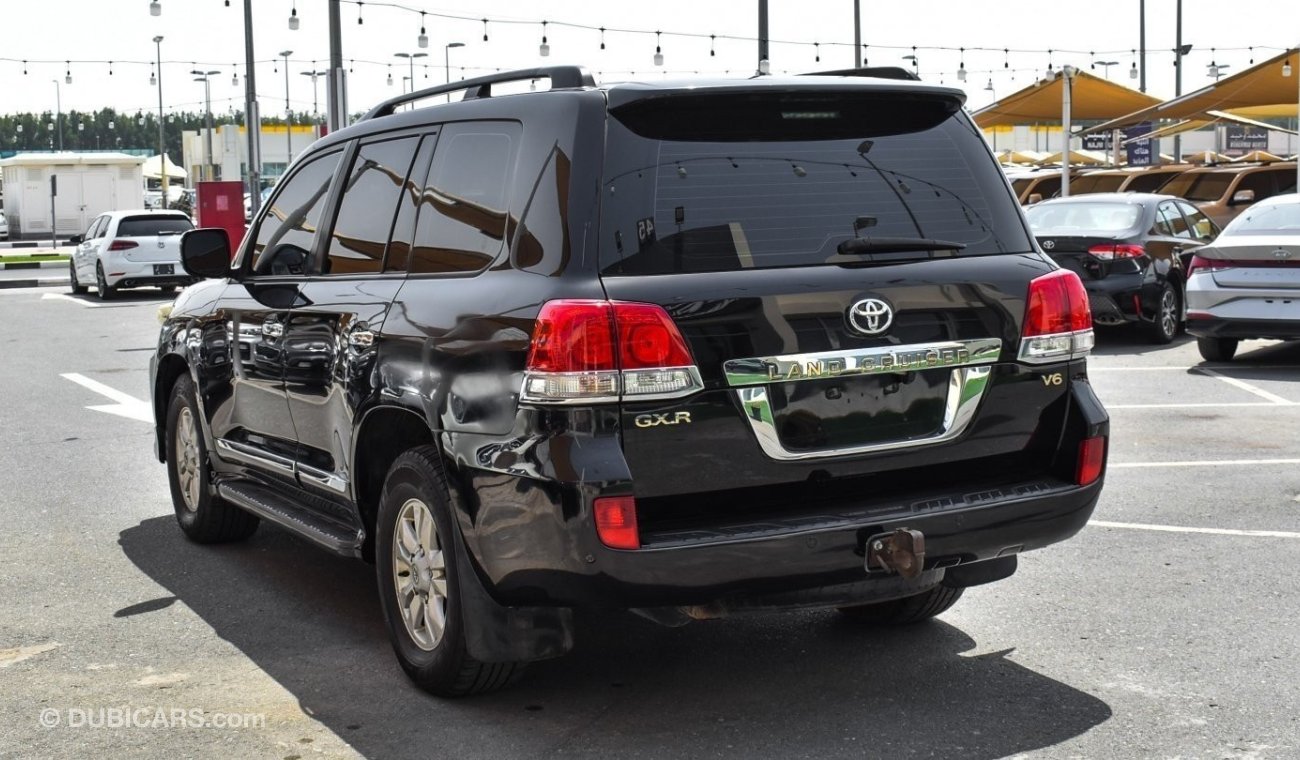 Toyota Land Cruiser GXR V6