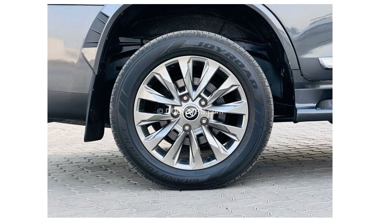 تويوتا لاند كروزر -