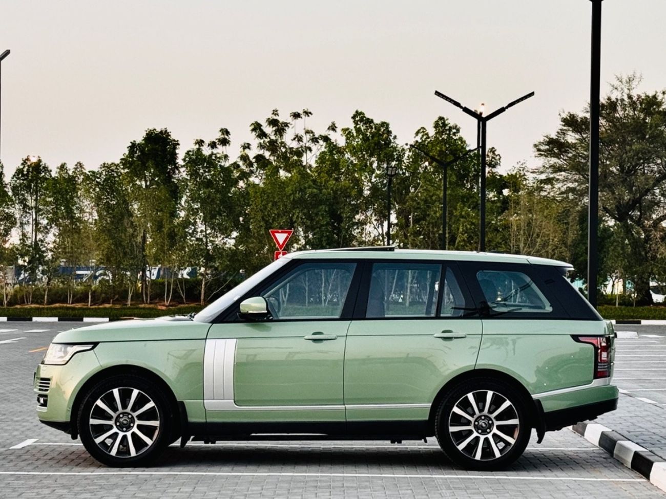 لاند روفر رينج روفر Range Rover 2014