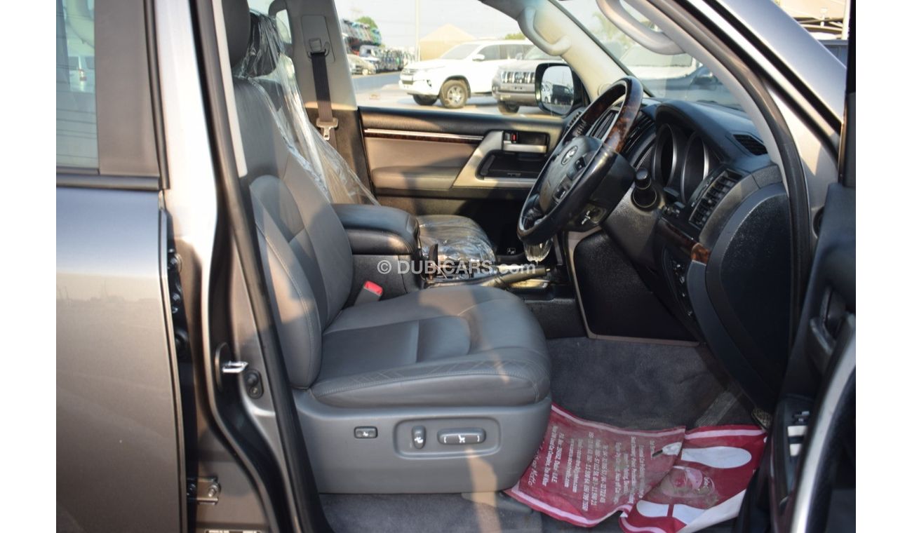 Toyota Land Cruiser Toyota Landcruiser Sahara RHD Diesel engine model  2015