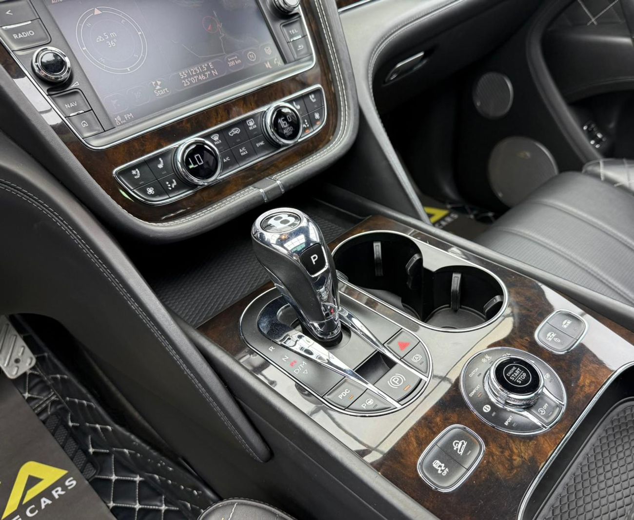 بنتلي بينتايجا 2017 Bentley Bentayga Mansory KIT ,Service History ,Excellent Condition ,Euro Spec