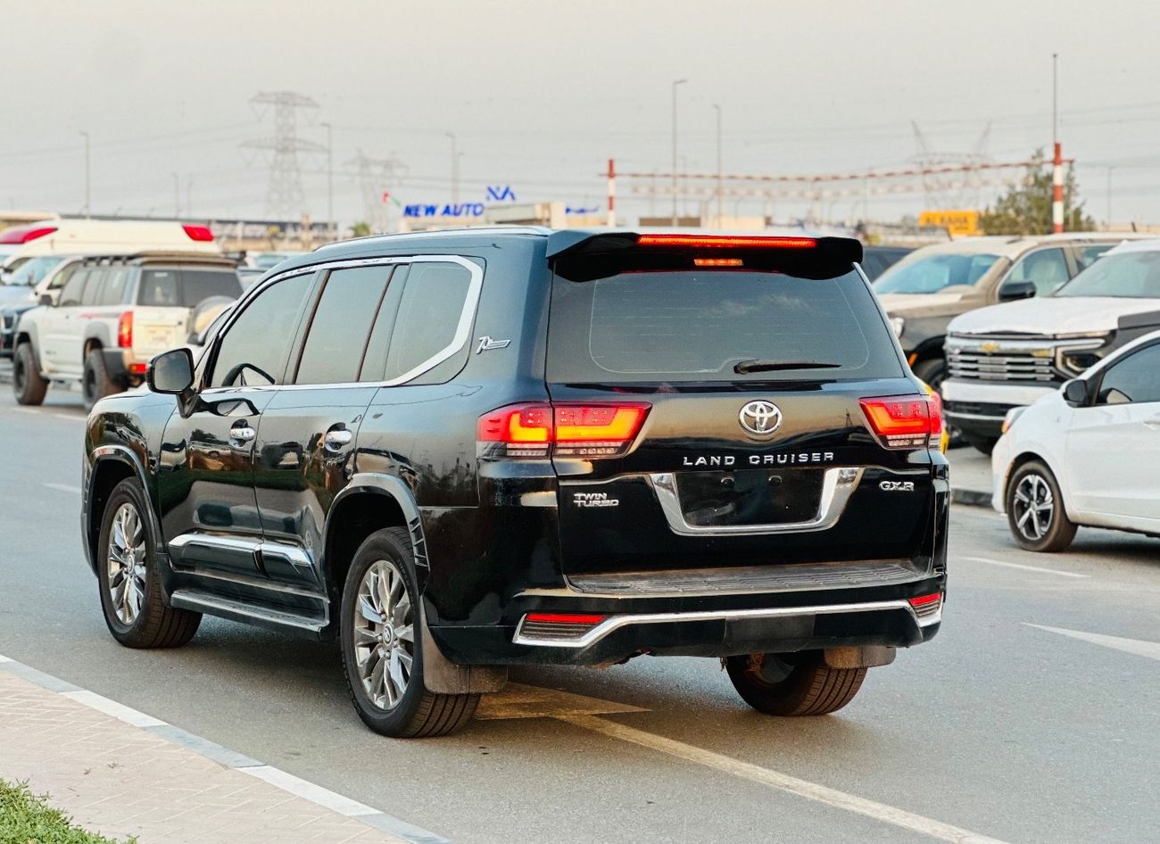 تويوتا لاند كروزر GXR 4.0L (271 HP) 4WD