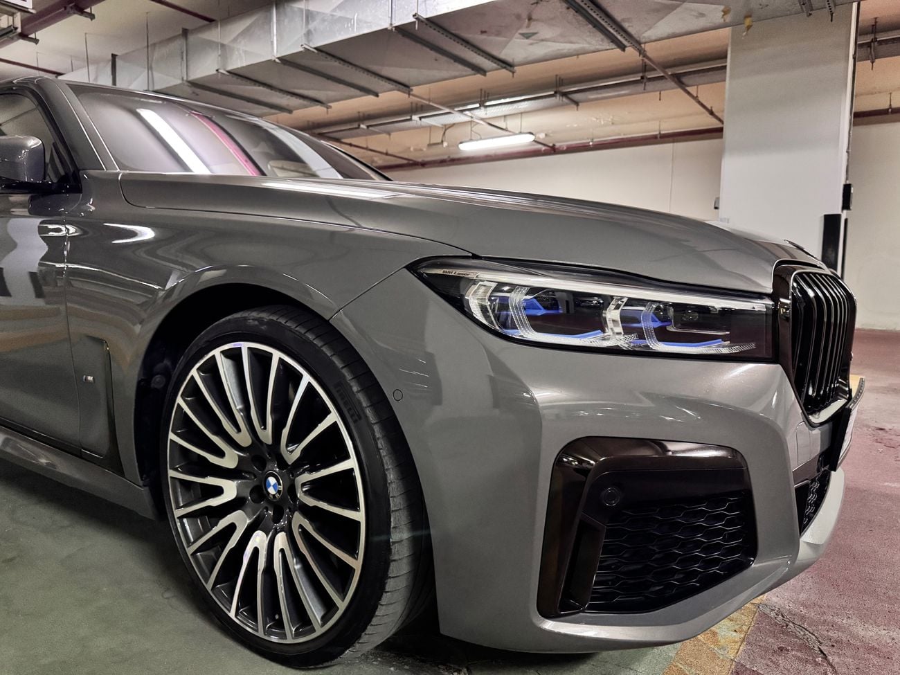 بي أم دبليو 750Li XDRIVE EXECUTIVE