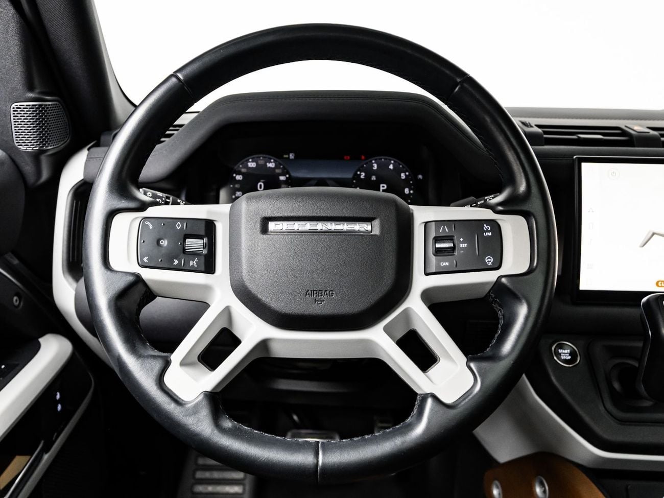 لاند روفر ديفندر 2023 Land Rover Defender 110 P300 SE, 2.0 TC I4 4WD, 300bhp, 8 Speed Auto