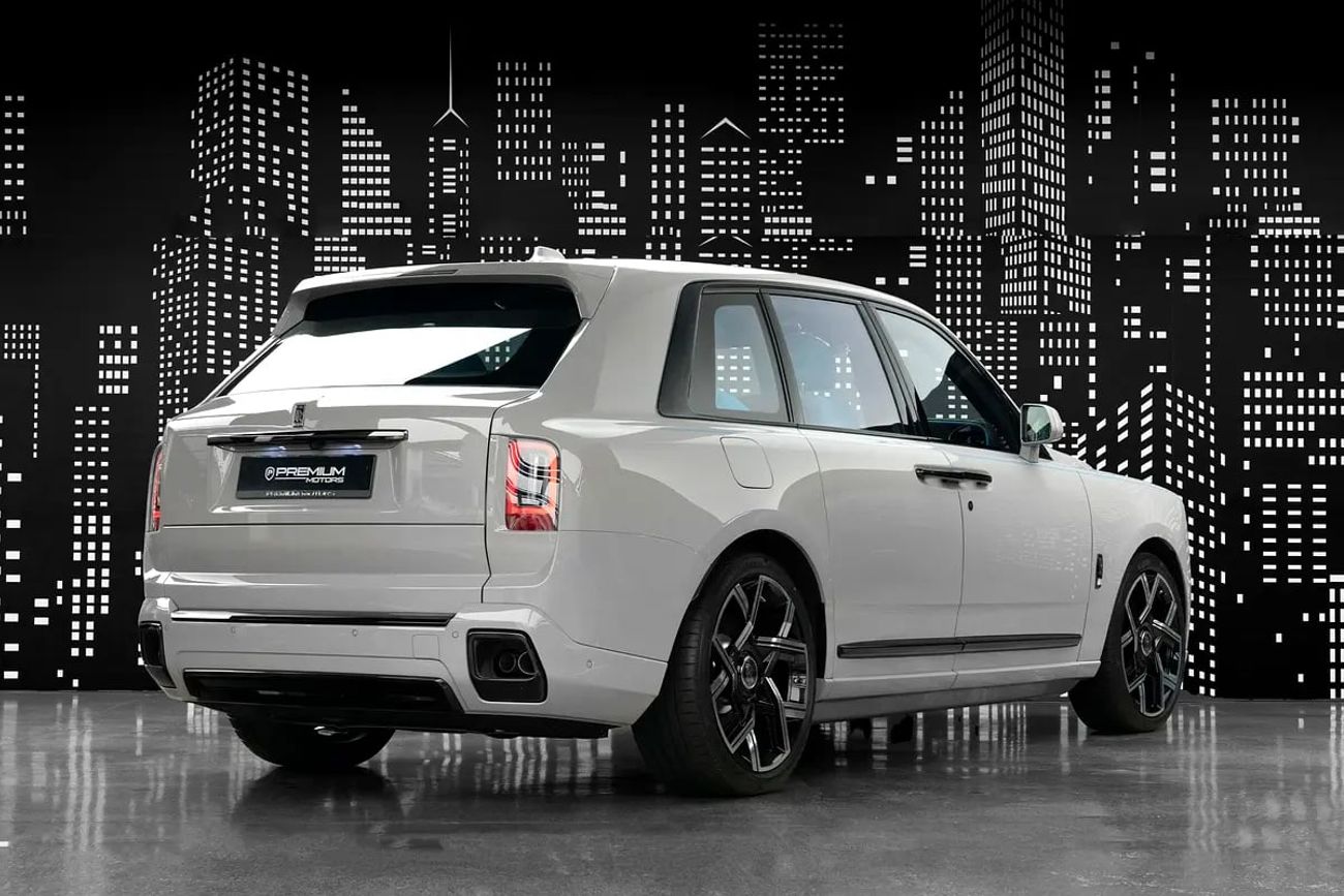 Rolls-Royce Cullinan ROLLS ROYCE | CULLINAN BLACK BADGE | GCC SPECS DEALER WARRANTY + SERVICE CONTRACT