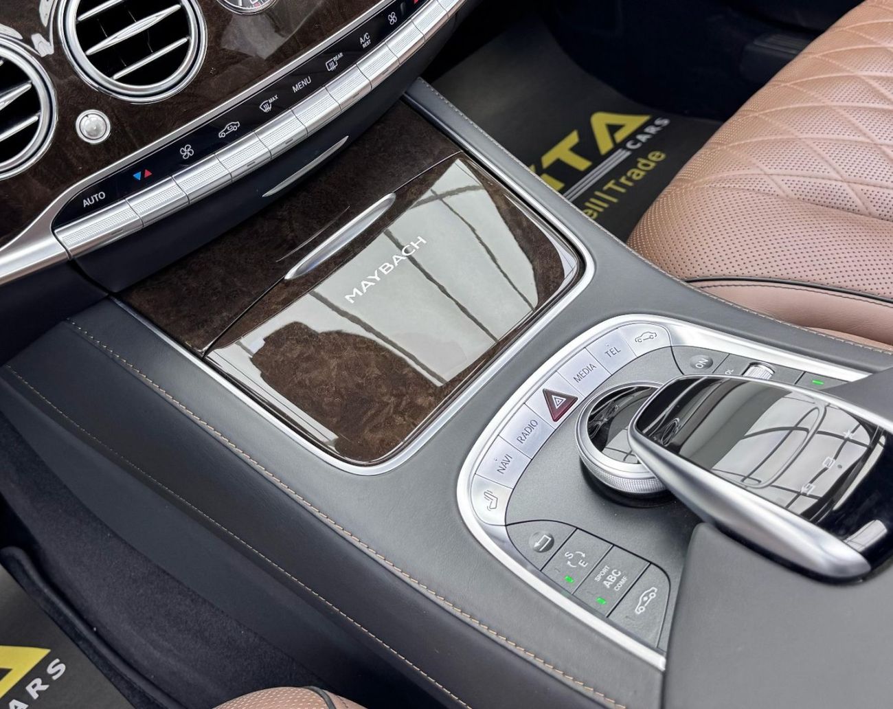 مرسيدس بنز S 600 Maybach 6.0L 2015 Mercedes Maybach S600, Full Mercedes Service History, Fully Loaded, Very Low Kms,