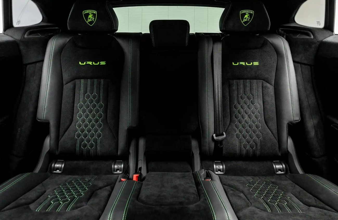 Lamborghini Urus 4.0L V8 Twin-Turbocharged Engine