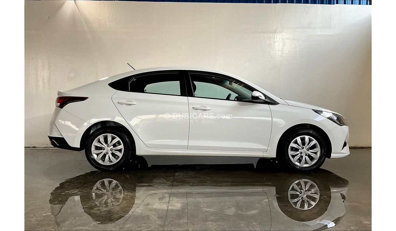 Hyundai Accent Smart Plus