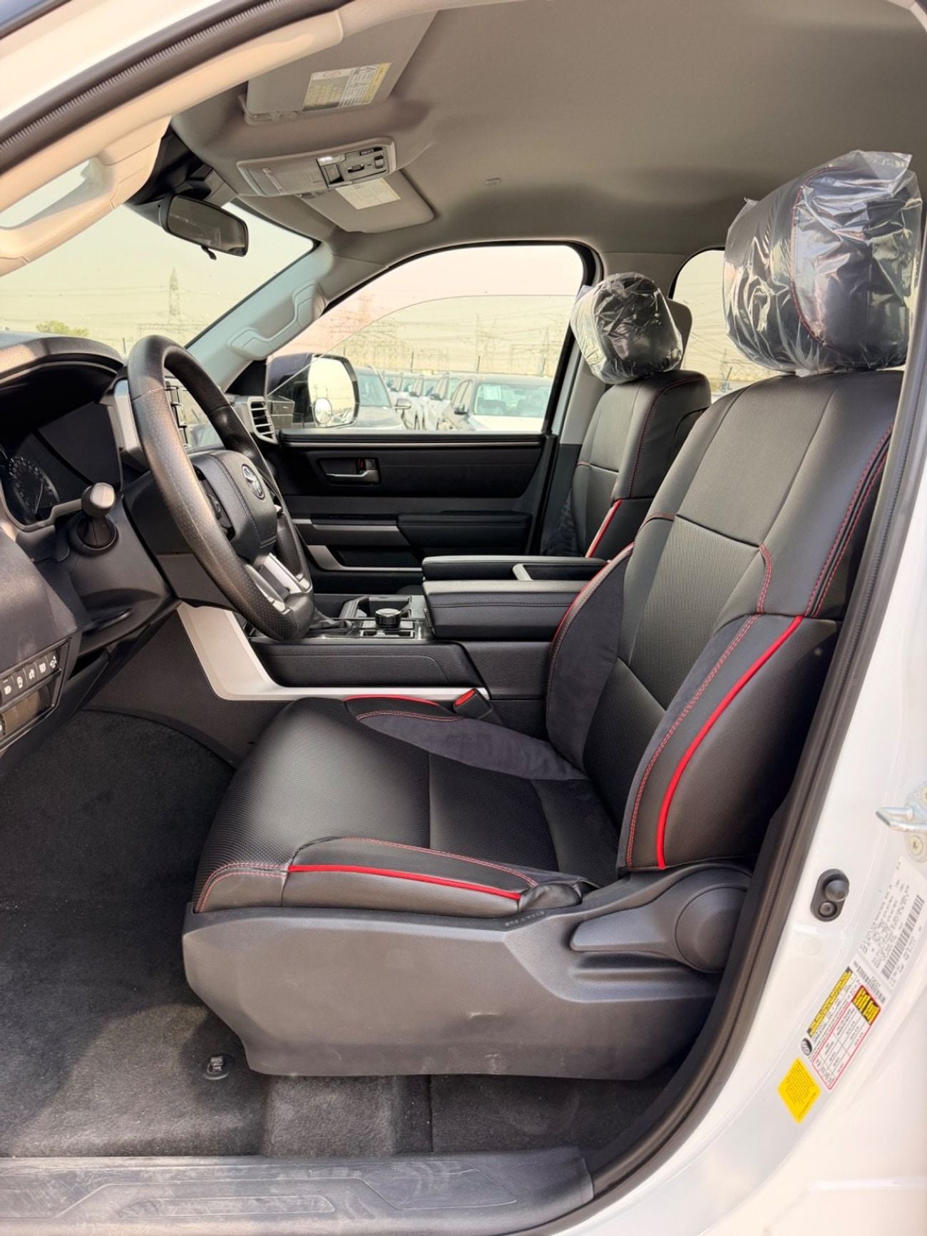 تويوتا تاندرا SR5 Premium 2024 model