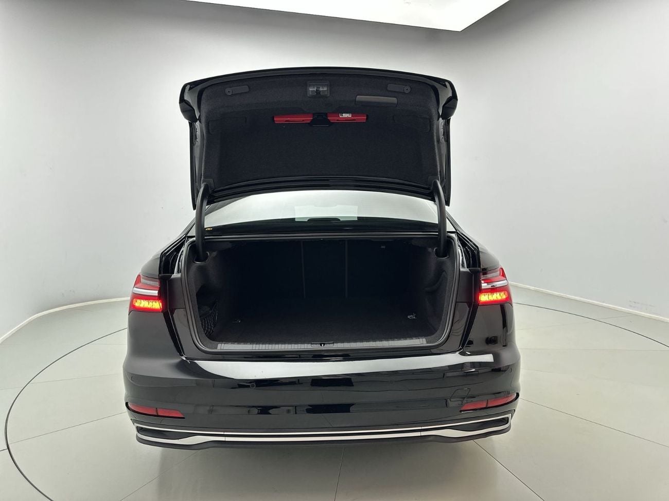 أودي A6 40 TFSI (190 HP)