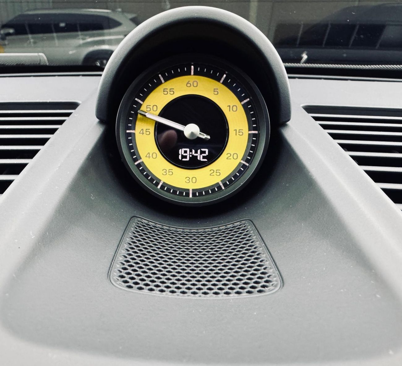 Porsche 911 Carrera 3.0L (388 HP) Coupe 2025 Porsche 911, 2 Years Porsche Warranty, Sport Chrono Package, Very L