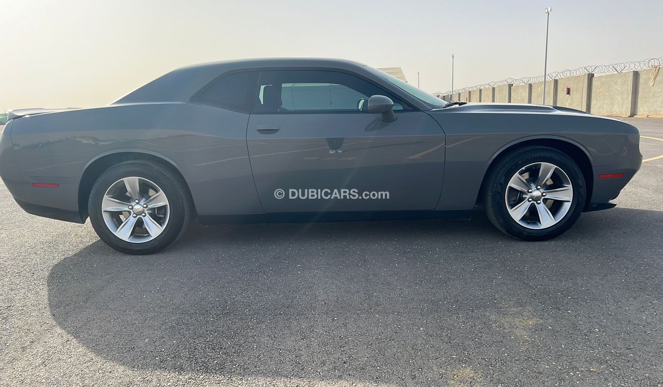 Dodge Challenger 3600