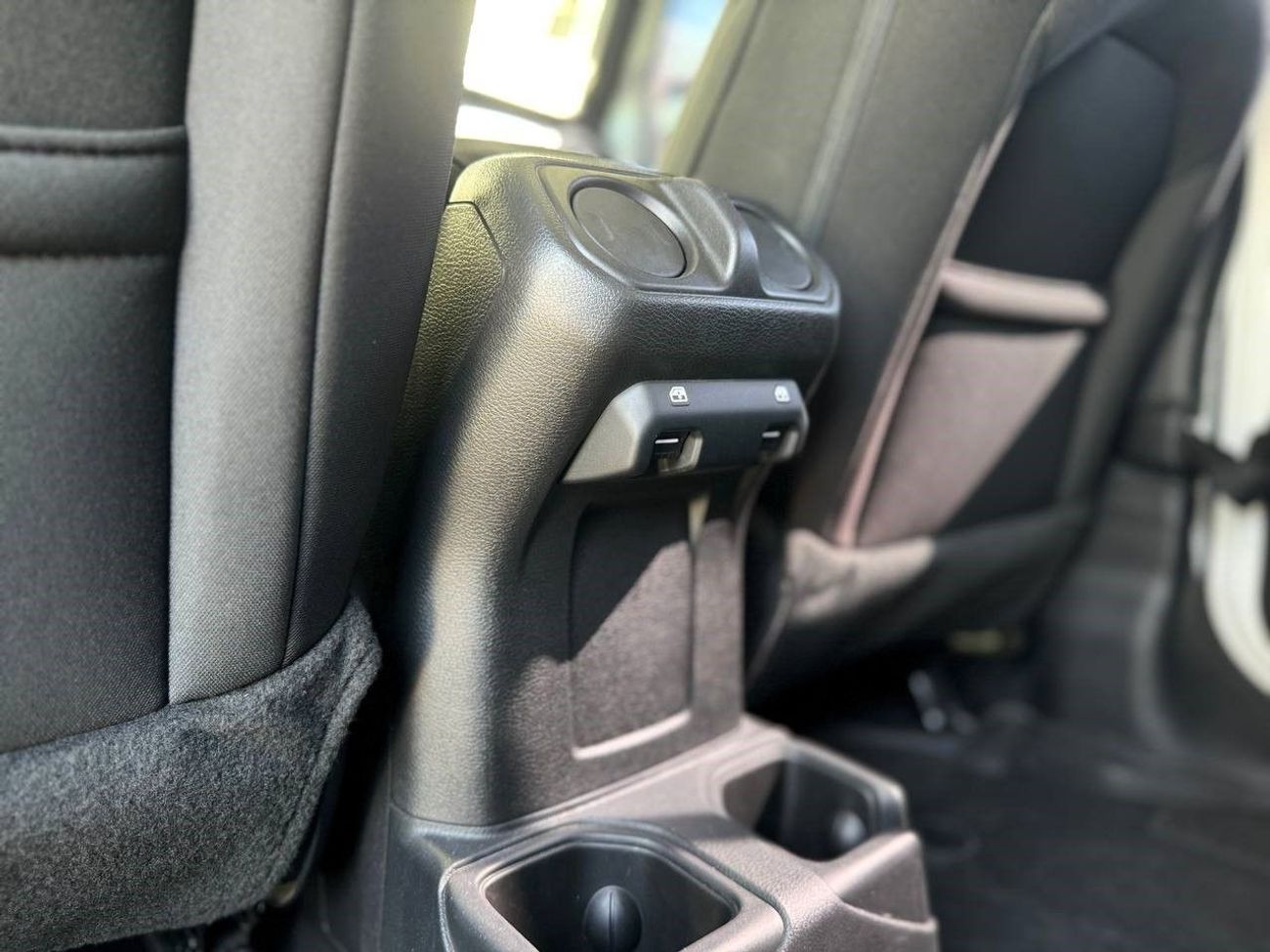 Jeep Wrangler Unlimited Sport 3.6L A/T