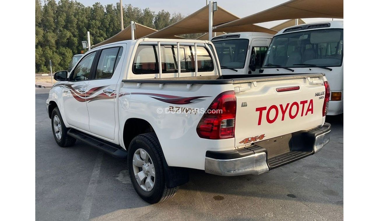 تويوتا هيلوكس GLS