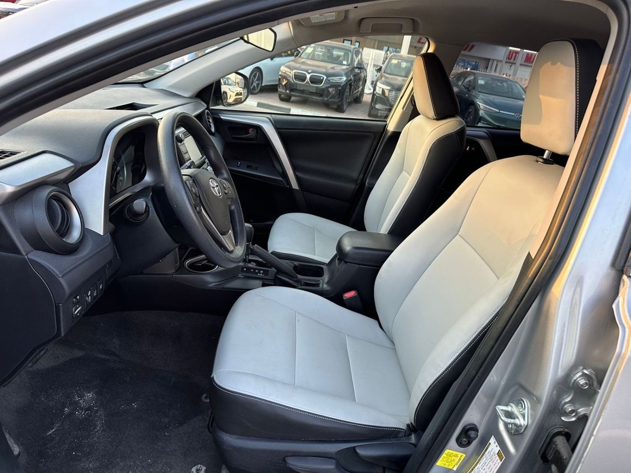 تويوتا راف ٤ VX