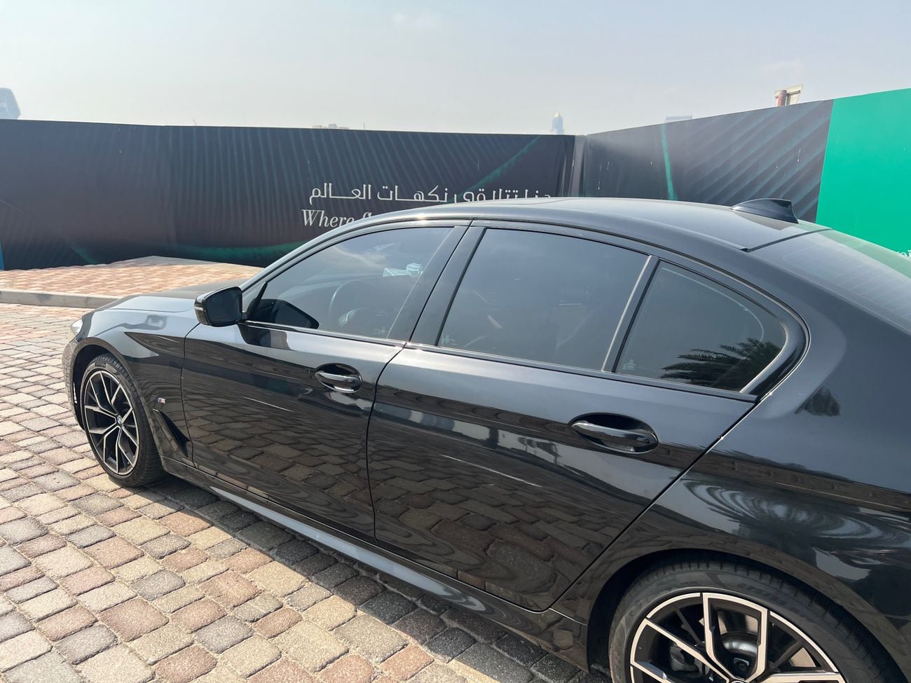 بي أم دبليو 520i M SPORT