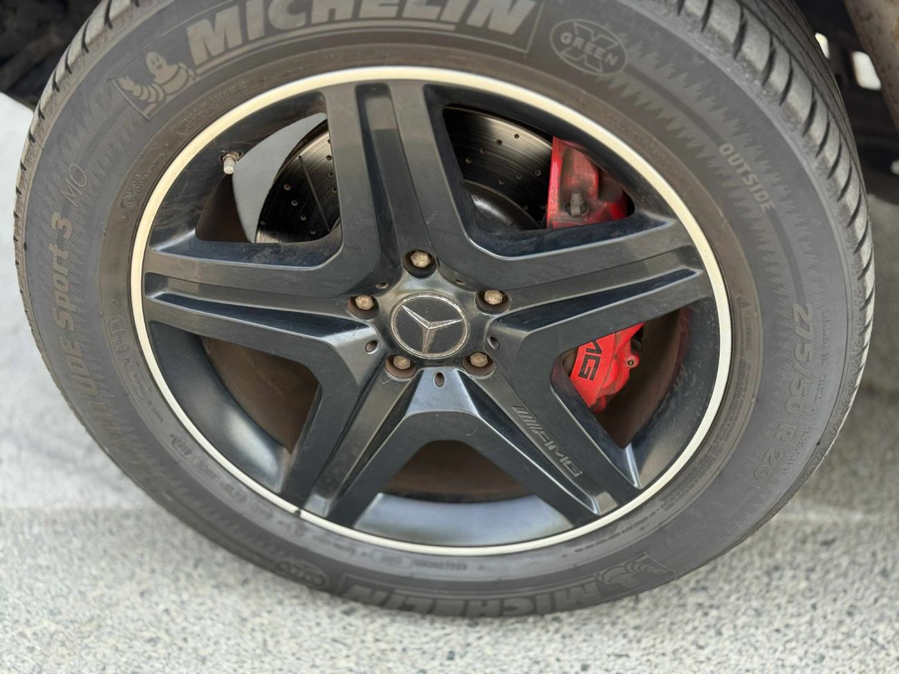 Mercedes-Benz G 63 AMG Std 5.5L GCC SPEC NEAT AND CLEAN LESS KILOMETER